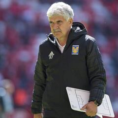 Cima regia en la Liga MX agrada a Ricardo 'Tuca' Ferretti