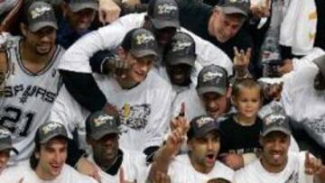 <b>CAMPEONES.</b> Los San Antonio Spurs se llevaron el título de la NBA tras imponerse a los Detroit Pistons en el séptimo y definivito partido de las Finales.