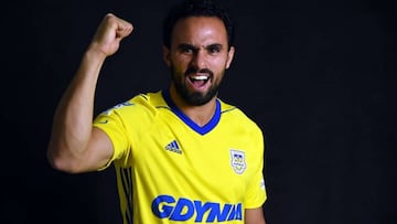 Enrique Esqueda se estrena en Polonia, en derrota de su equipo