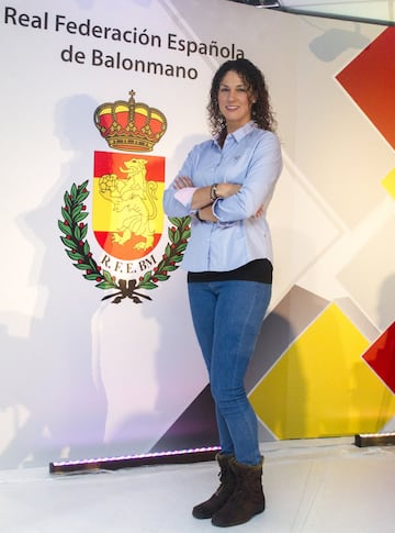 Con Verónica Cuadrado se afianzaron
las Guerreras en Europeos, Mundiales y en los Juegos
Olímpicos. Retirada, ahora es la imagen de la Selección de
balonmano femenino, además de técnico con las júniors.