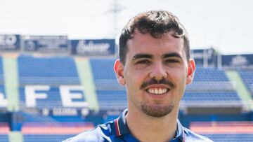 Oficial: Álex Sola y Gagnidze refuerzos de última hora