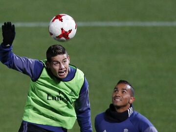 James Rodr&iacute;guez entren&oacute; al lado de sus compa&ntilde;eros del Real Madrid, que ya ven de cerca el t&iacute;tulo del Mundial de Clubes.