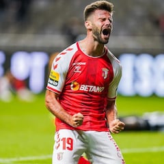 Súper Mario González entra en escena