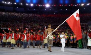 Pita Taufatofua, el abanderado de Tonga que fue sensación en la apertura de Río 2016