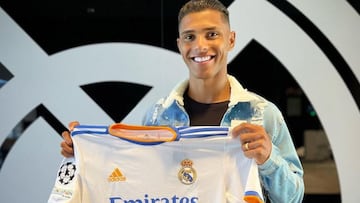 Vinicius Tobias signs loan deal with Real Madrid until 2023