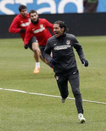 El Atlético de Madrid celebró el tradicional entrenamiento a puertas abiertas y su afición respondió de maravilla.