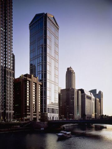 77 West Wacker Drive, en Chicago, un edificio que fue sede de United Airlines.