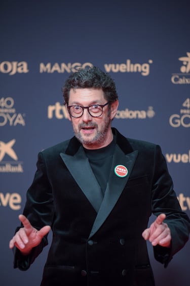 El actor Manolo Solo posa en la alfombra roja de la 40º edición de los Premios Goya.