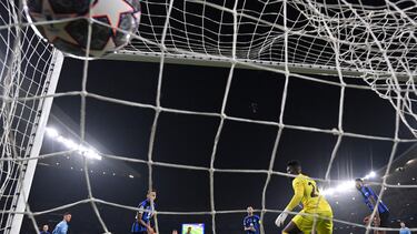 1-0. André Onana no puede evitar el primer tanto que anota Rodrigo Hernández.