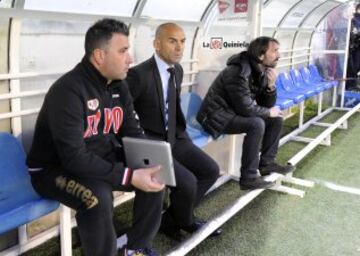 El banquillo del Rayo con Paco Jémez.