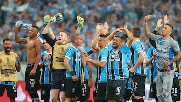 Gremio clasifica a la final de Copa pese a la derrota en casa