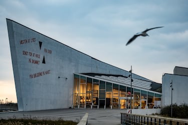 Bodø alberga el Norsk Luftfahrtmuseum, el museo de aviación más grande de los países nórdicos, con más de 10.000 metros cuadrados. Cuenta la historia de la aviación civil y militar noruega, exhibiendo aeronaves históricas.