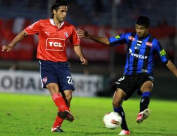 Fabián Vargas: Jugó en las temporadas 2012/2013 en Independiente cuando el equipo rojo descendió. Estuvo en 29 partidos.