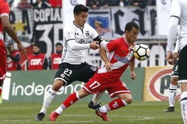 Futbol, Curico Unido vs Colo Colo