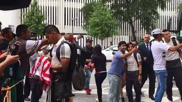 El Tricolor llegó a Houston y convivió con los aficionados