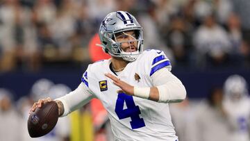 ARLINGTON, TEXAS - JANUARY 14: Dak Prescott #4 of the Dallas Cowboys drops back to pass during the first quarter of the NFC Wild Card Playoff game against the Green Bay Packers at AT&T Stadium on January 14, 2024 in Arlington, Texas. Ron Jenkins/Getty Images/AFP (Photo by Ron Jenkins / GETTY IMAGES NORTH AMERICA / Getty Images via AFP)