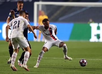 Atalanta de Bérgamo y el París Saint Germain se enfrentaron por los cuartos de final de la Champions League en el Estadio da Luz en Lisboa.