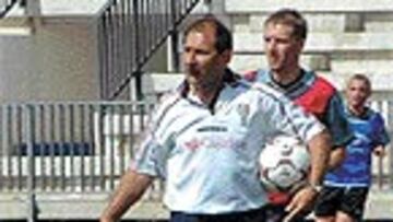 El técnico Castro Santos.