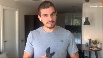 Hortelano dona su guante para #LaMejorAsistencia solidaria