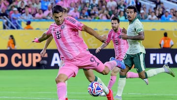 Luis Suárez ejecuta el disparo que hace el 2-0 provisional para el Inter Miami sobre el Palmeiras en el Mundial de Clubes 2025.