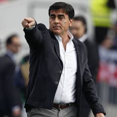 Quinteros: "No se dio nada de lo que pensamos hacer en ofensiva"