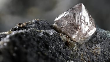 Botsuana y Angola ponen en jaque al gigante mundial de los diamantes: un negocio valorado en 4 mil millones de euros