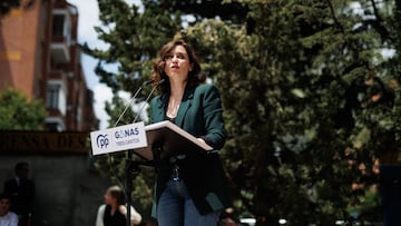 La presidenta de la Comunidad y candidata del PP a la reelección, Isabel Díaz Ayuso, interviene durante un encuentro con afiliados, a 25 de mayo de 2023, en Tres Cantos, Madrid (España). El acto se celebra a tres días de las elecciones municipales y autonómicas del 28 de mayo y a un día de que se cierre la campaña electoral que comenzó el pasado 12 de mayo.
25 MAYO 2023;MADRID;AYUSO;SIMPATIZANTES;TRES CANTOS;ELECCIONES;28M
Alejandro Martínez Vélez / Europa Press
25/05/2023