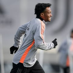 Juan Guillermo Cuadrado seguirá dos años más en la Juventus