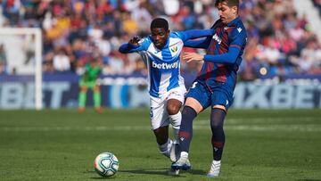 Jose Angel Gomez Campana of Levante and Roger Claver Djapone Assale of Leganes during the La Liga Santander match between Levante and CD Leganes at Estadio Ciutat de Valencia on February 8, 2020 in Valencia, Spain
 
 Maria Jose Segovia / AFP7 / Europa Pre