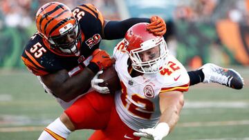 CINCINNATI, OH - AUGUST 19: Vontaze Burfict #55 of the Cincinnati Bengals tackles Anthony Sherman #42 of the Kansas City Chiefs during the preseason game at Paul Brown Stadium on August 19, 2017 in Cincinnati, Ohio.   Andy Lyons/Getty Images/AFP
 == FOR NEWSPAPERS, INTERNET, TELCOS &amp; TELEVISION USE ONLY ==