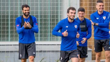 Balenziaga aplaude a Lekue.