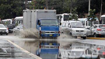 Alerta Roja por fuertes lluvias en Lima: ¿Cuáles son las predicciones y qué dijo el Senamhi al respecto?