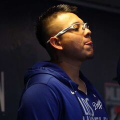 Jesse Chávez y Julio Urías abren el juego 4 de la Serie de Campeonato de la Liga Nacional