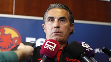 Sergio Scariolo, seleccionador nacional, atiende a los medios de comunicación en Guadalajara.