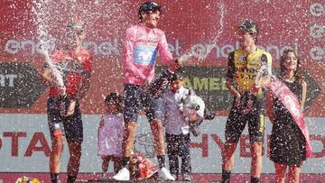 Carapaz gana el Giro y Landa pierde el podio por 8 segundos