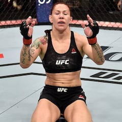 Cris Cyborg no tiene límite: KO a Kunitskaya en 205 segundos
