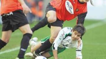 <b>POLIVALENTE. </b>Cúper utilizará a De los Santos como defensa central.