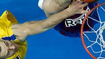 <b>BRILLÓ LORBEK. </b>El esloveno valoró 25 con 15 puntos y 8 rebotes.