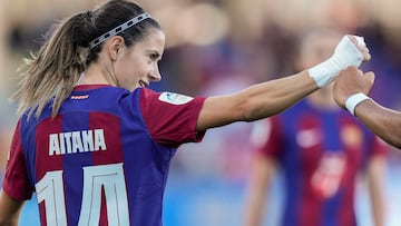 Aitana con el Barcelona.