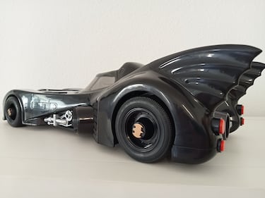 Batman Batmóvil McFarlane Toys
