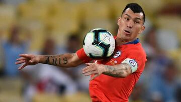 Medel: "Tuve una molestia y por precaución pedí el cambio"