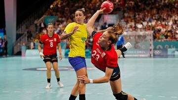 Paula Arcos, en una penetración en el España-Brasil jugada en el hall 6 del South París Arena