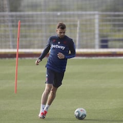 El Levante cuenta con todos sus efectivos en las primeras sesiones