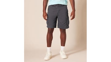 Pantalón corto cargo de Amazon Essentials de color gris para hombre