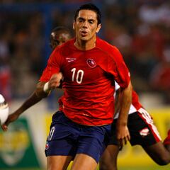 “A recuperar nuestro Chile”: ex seleccionado llama a votar Rechazo