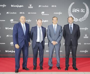 Colín, Ignacio Garay Zabala, Directori de Comunicación y Publicidad de Renfe, Ramón Azuara, Ramón Azuara, Director General de Renfe y Cantón.