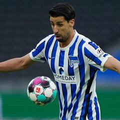 Ex-Juventus and Real Madrid star Sami Khedira announces retirement