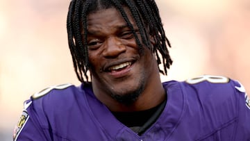 BALTIMORE, MARYLAND - NOVEMBER 05: Lamar Jackson #8 of the Baltimore Ravens looks on against the Seattle Seahawks during the second half at M&T Bank Stadium on November 05, 2023 in Baltimore, Maryland.   Scott Taetsch/Getty Images/AFP (Photo by Scott Taetsch / GETTY IMAGES NORTH AMERICA / Getty Images via AFP)