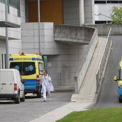 Una menor, ingresada en Orense al dar positivo tras ir dos veces al urgencias