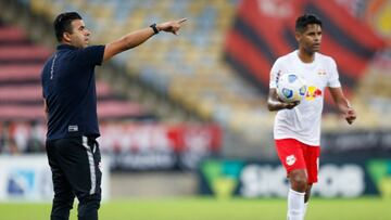 "A los de 25 años les decimos veteranos": Maldonado cuenta cómo es trabajar en un equipo de Red Bull